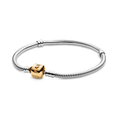 Pulsera de plata de ley y cierre Pandora en oro